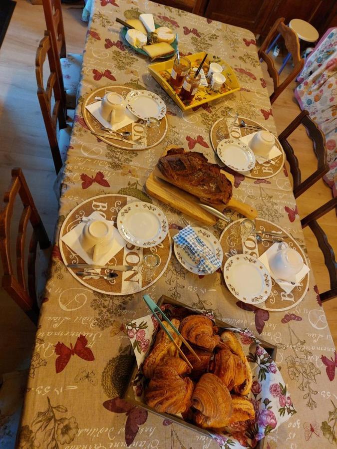Au Bonheur Fait Maison Bed & Breakfast แซงต์-มอริซ-ซูร์-โมแซล ภายนอก รูปภาพ